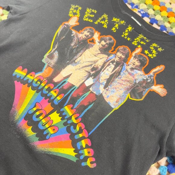 Vintage 2008 The Beatles Magical Mystery Tour T-Shirt | Size Small - Picture 2 of 6
